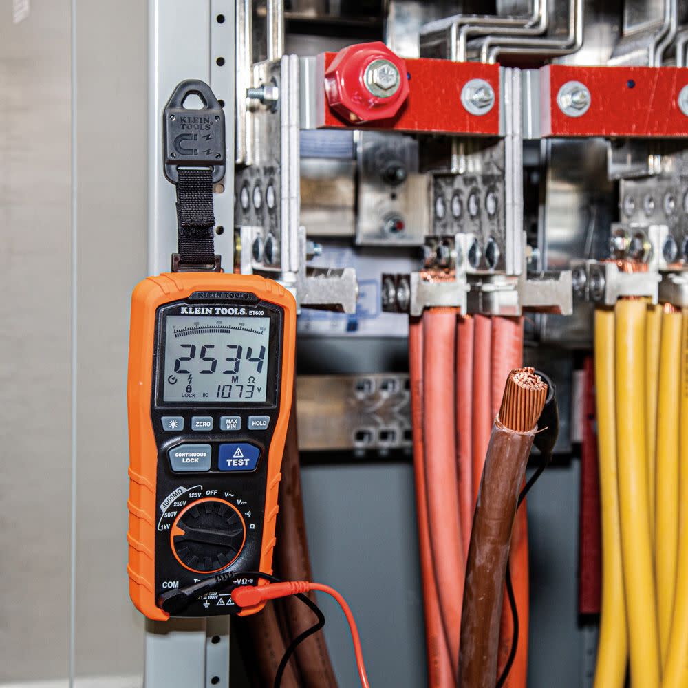 Klein Tools Insulation Resistance Tester ET600 from Klein Tools