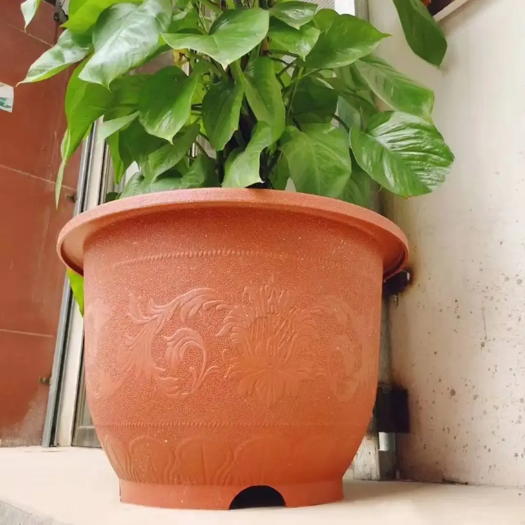 High Quality Indoor/Outdoor Home Garden Ornamental Short Plastic Plant Pot