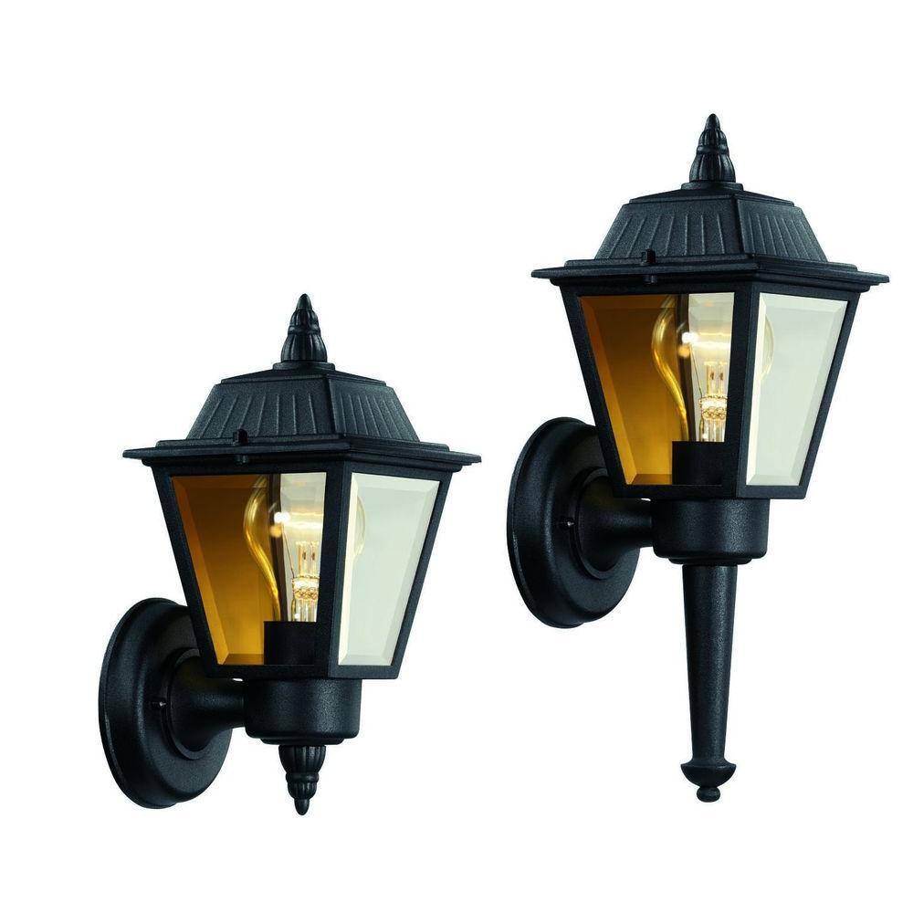 PRIVATE BRAND UNBRANDED 1-Light Black Outdoor Wall Light Fixture with Clear Glass KB 5004