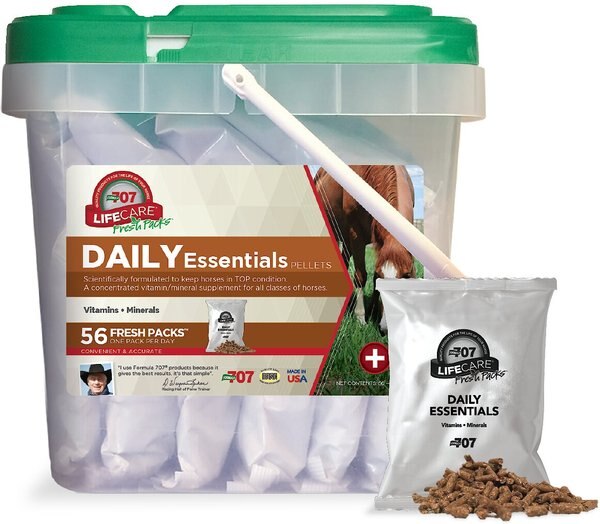 Formula 707 Daily Essentials Vitamins and Minerals Hay Flavor Pellets Horse Supplement， 56 count