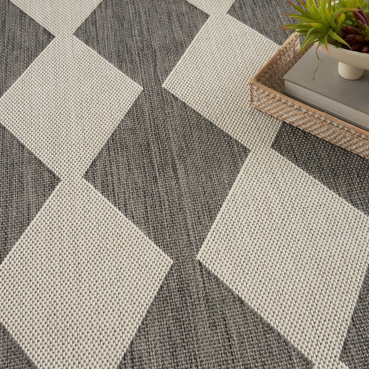 Positano Indoor/Outdoor Charcoal Geometric Rug