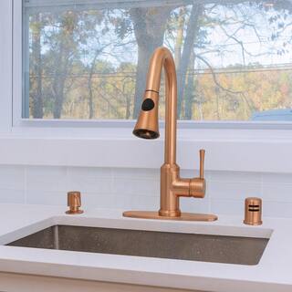 Akicon Single-Handle Pull Down Sprayer Kitchen Faucet with Deckplate in Brushed Copper AK96466-C