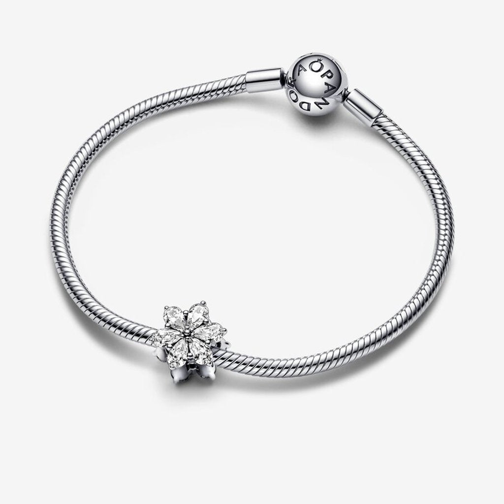 PANDORA  Sparkling Herbarium Cluster Charm