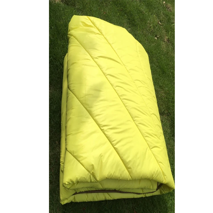 Superior Quality Factory Supply Ultra Soft Warm Fleece Sherpa Waterproof Picnic Puffy Camping Outdoor Blanket