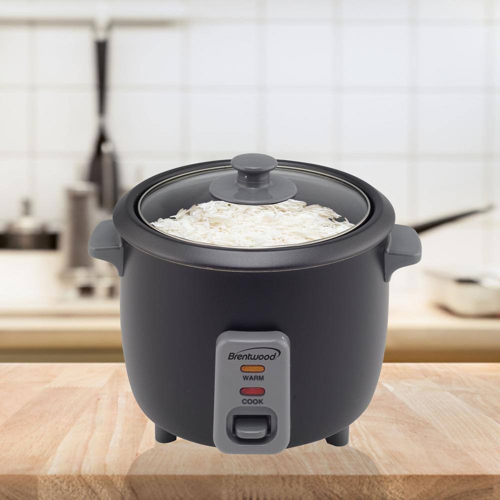 Brentwood 4-Cup Rice Cooker in Black 985115101M