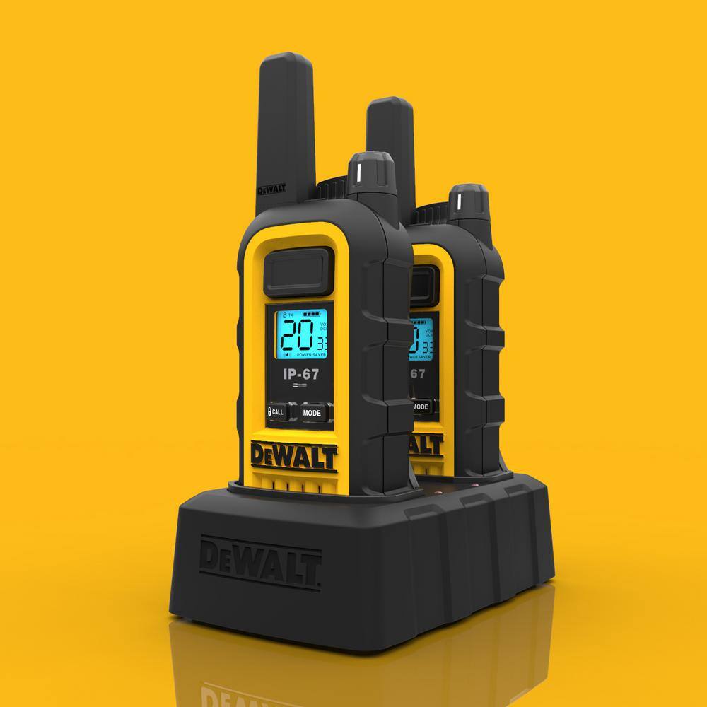 DW DXFRS300 Heavy-Duty 1-Watt Walkie Talkies (2-Pack) DXFRS300