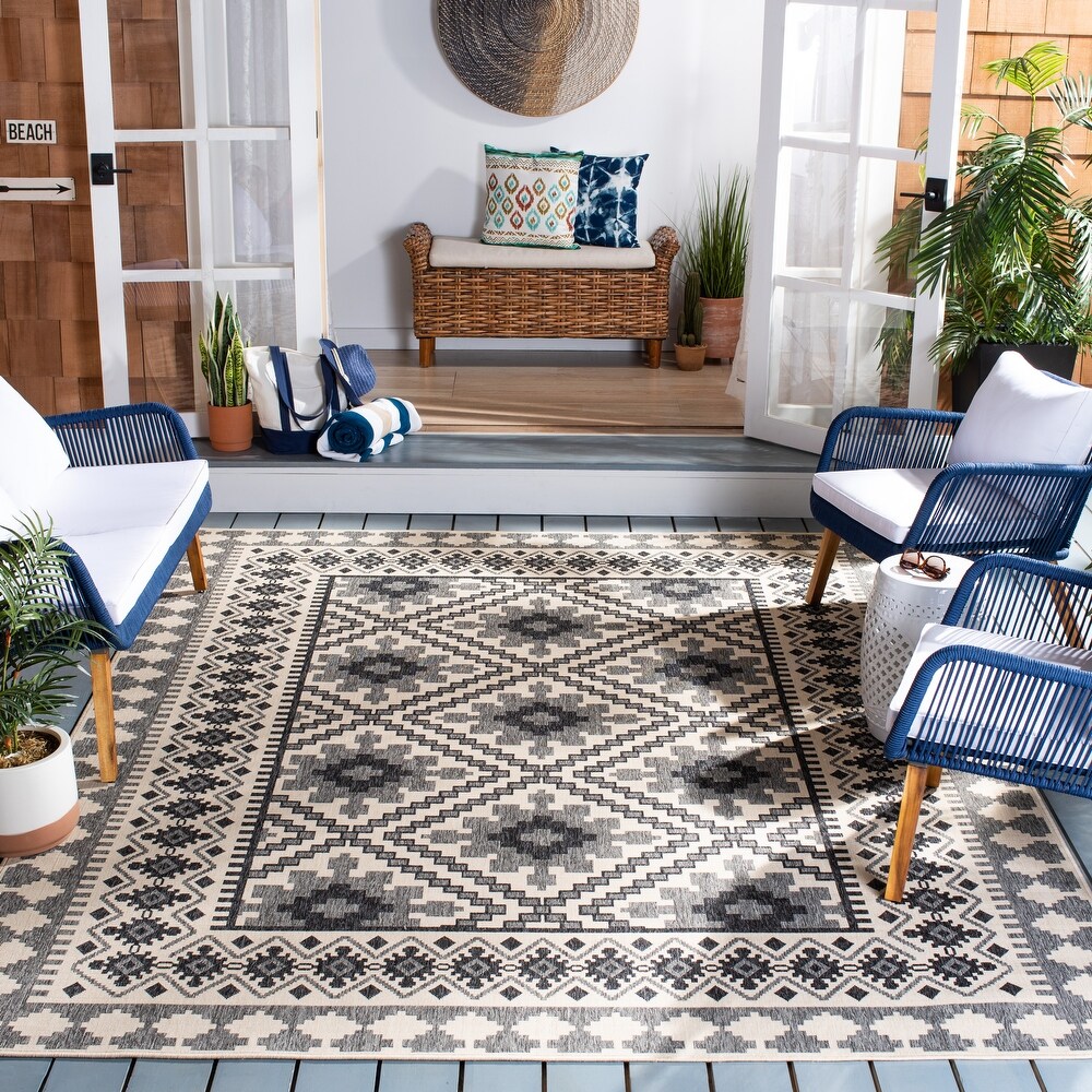 SAFAVIEH Veranda Eyvor Indoor/ Outdoor Waterproof Patio Backyard Rug