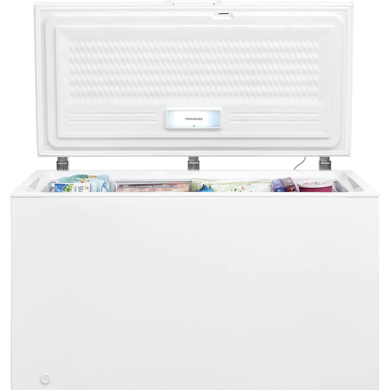 Frigidaire 14.8 cu.ft.Chest Freezer with LED Lighting FFCL1542AW