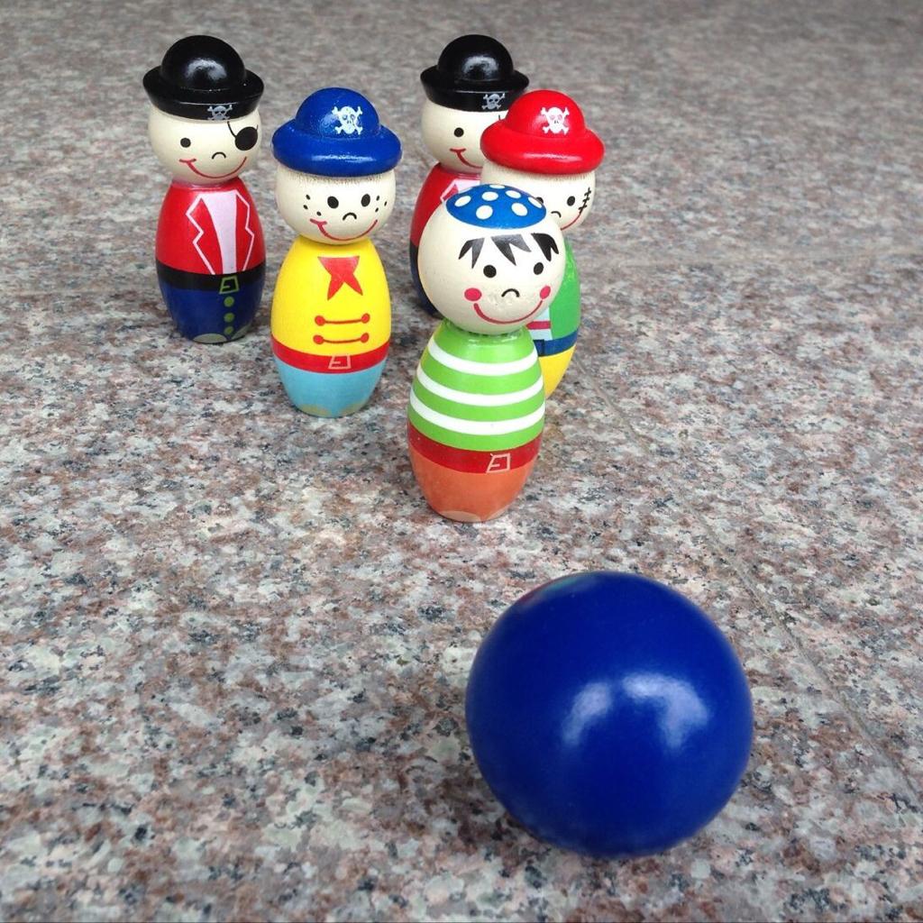 Colorful Mini Wood Cartoon Figure Bowling Set Skittle toys