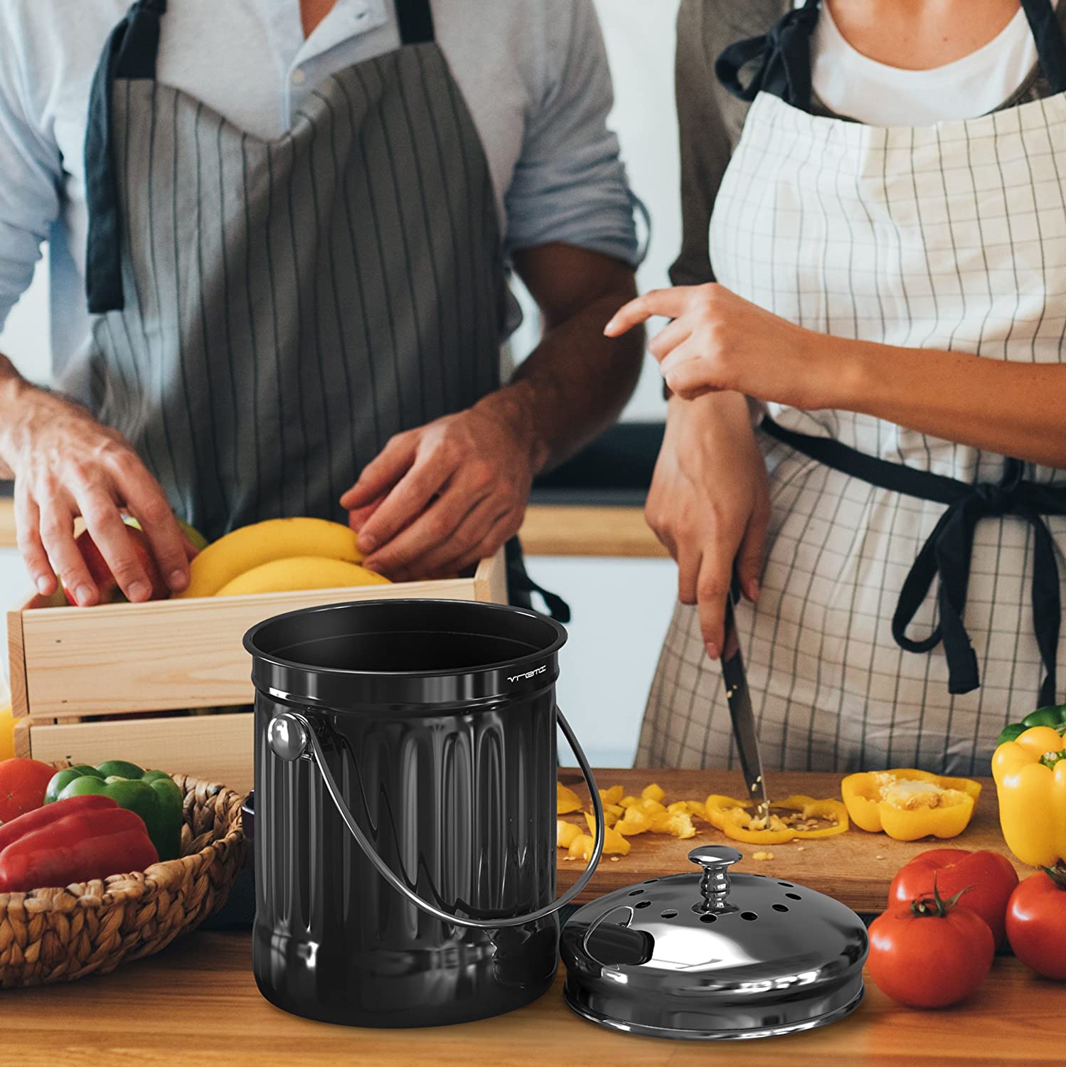 Vremi Kitchen Compost Bin for Counter or Under Sink - 1.2 Gallon Small Metal Indoor Home Apartment Eco Compost Pail for Biodegradable Organic Food Waste with Charcoal Filter - Stainless Steel - Black