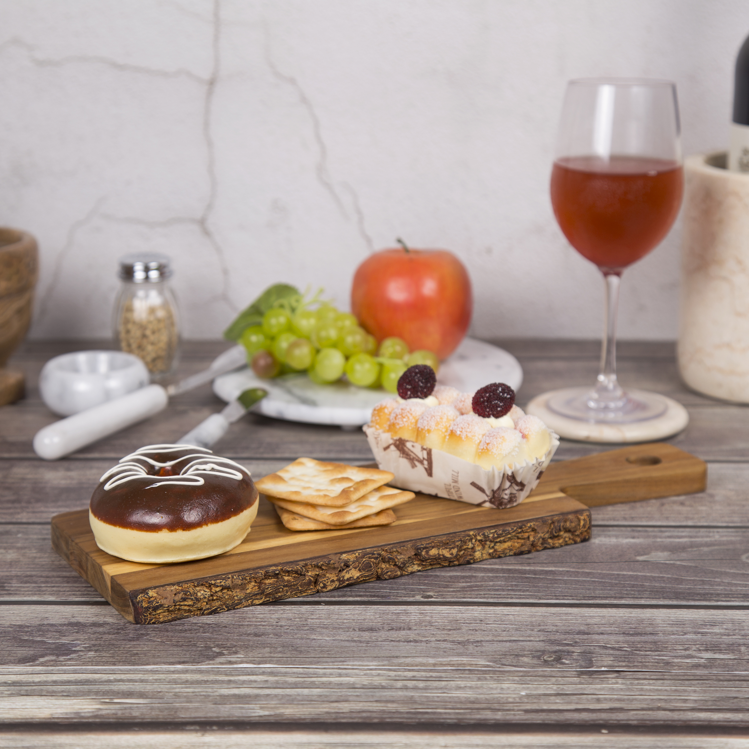 Creative Home Mahogany Wood Serving Board Cheese Paddle with One Side Natural Edge