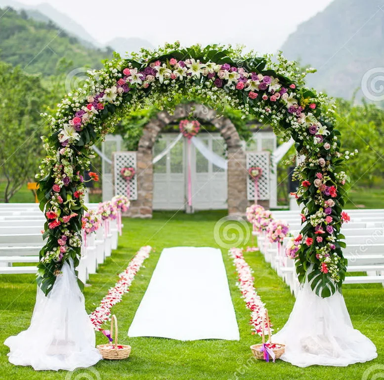 ARTIFICIAL TOPIARY plant Wedding  archway customized 12 feet height Hotel celebration decorative customized