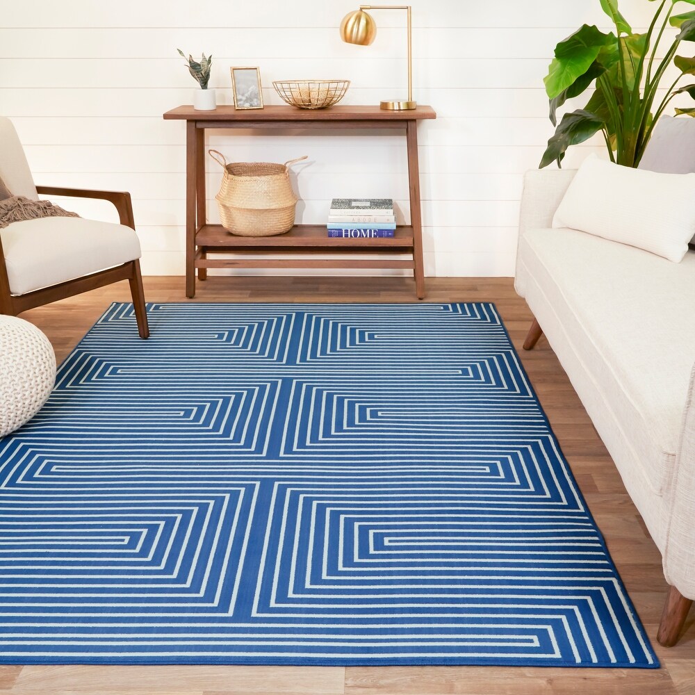 Paskal Geometric Striped Indoor/Outdoor Area Rug