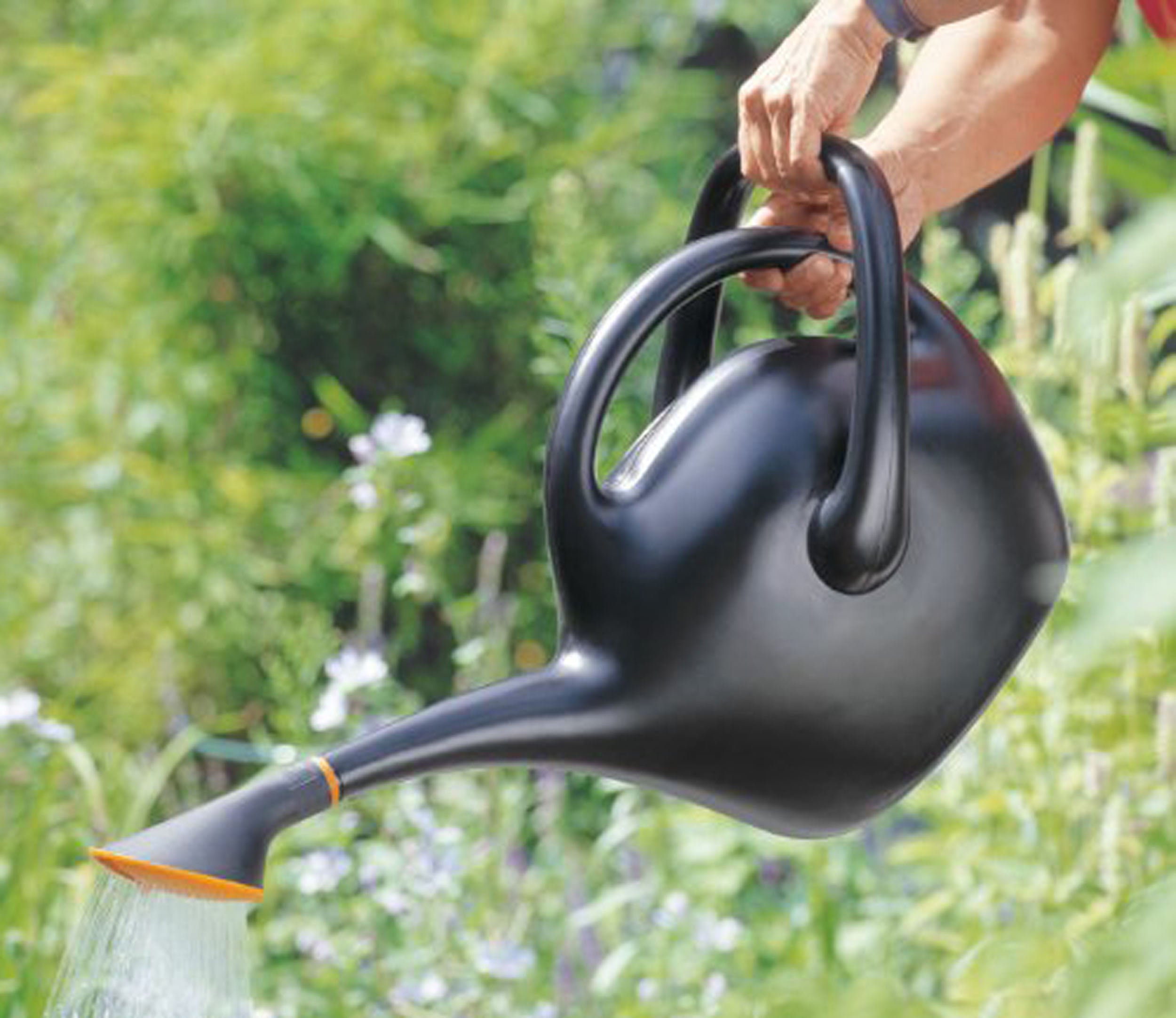 Bloem Watering Can Plastic Easy Pour 2.6 gallon (333 Fl Oz) Black