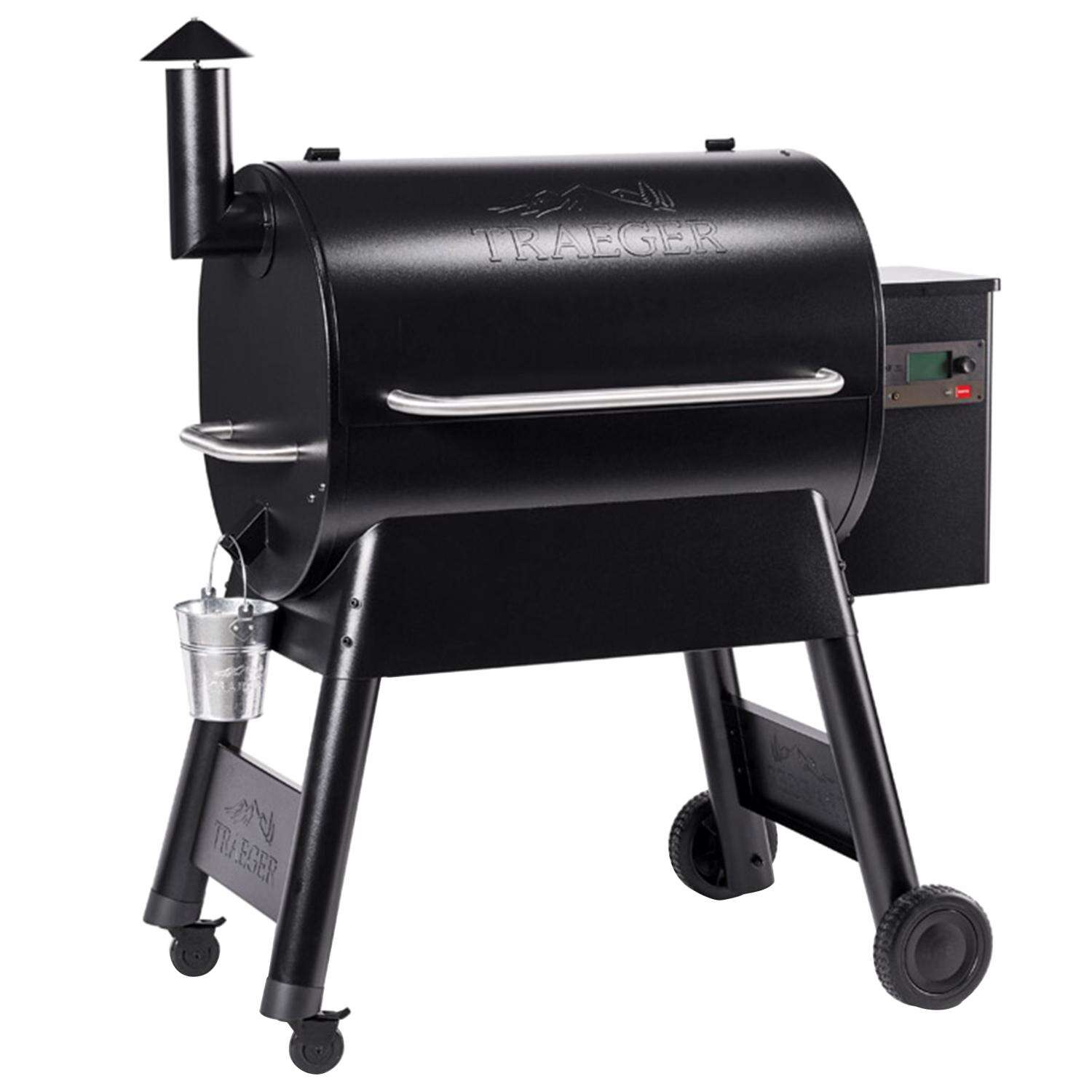 Black Traeger Pro 780 WiFi Wood Pellet Grill