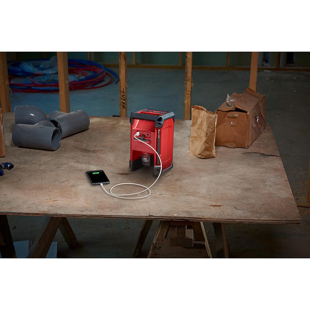 Milwaukee M12 Radio + Charger 2951-20 from Milwaukee