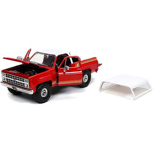 Just Trucks 1980 Chevy K5 Blazer 1:24 Scale (Red)