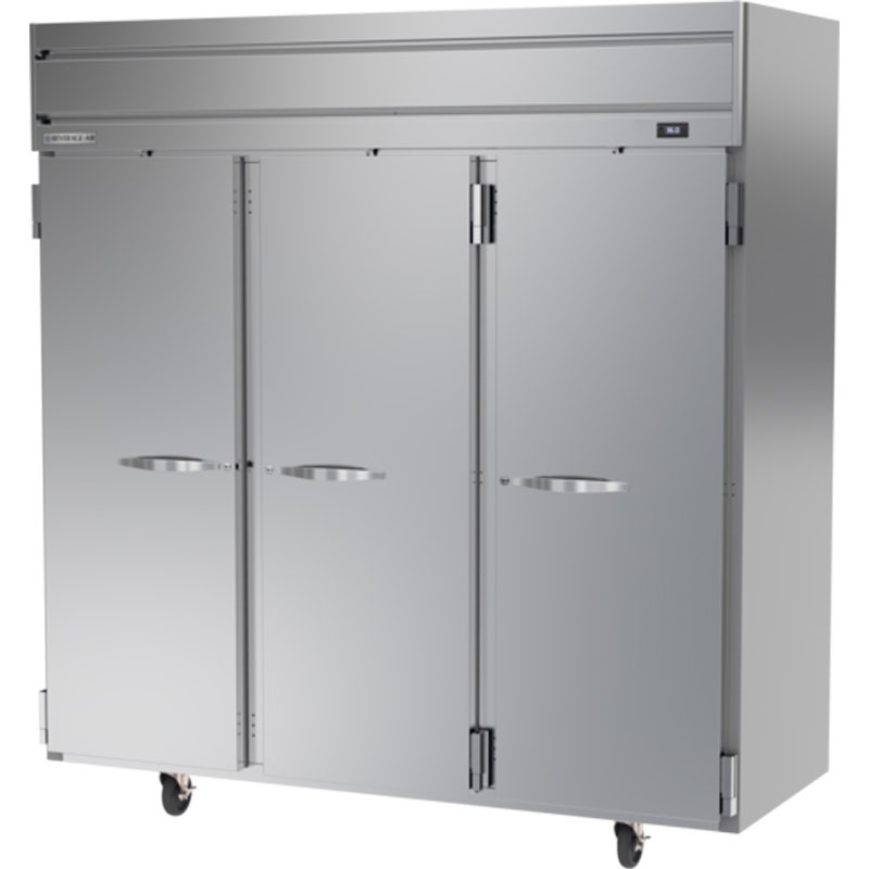 Beverage-Air HRS3HC-1S Reach-In Refrigerator， Horizon Series， 3-Section， 3 Solid Doors， Gray Sides