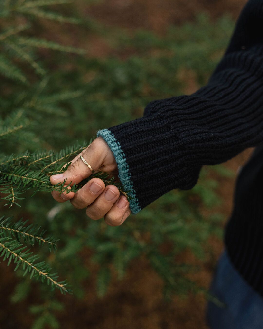 Gondwana Classic Knitted Jumper - Black