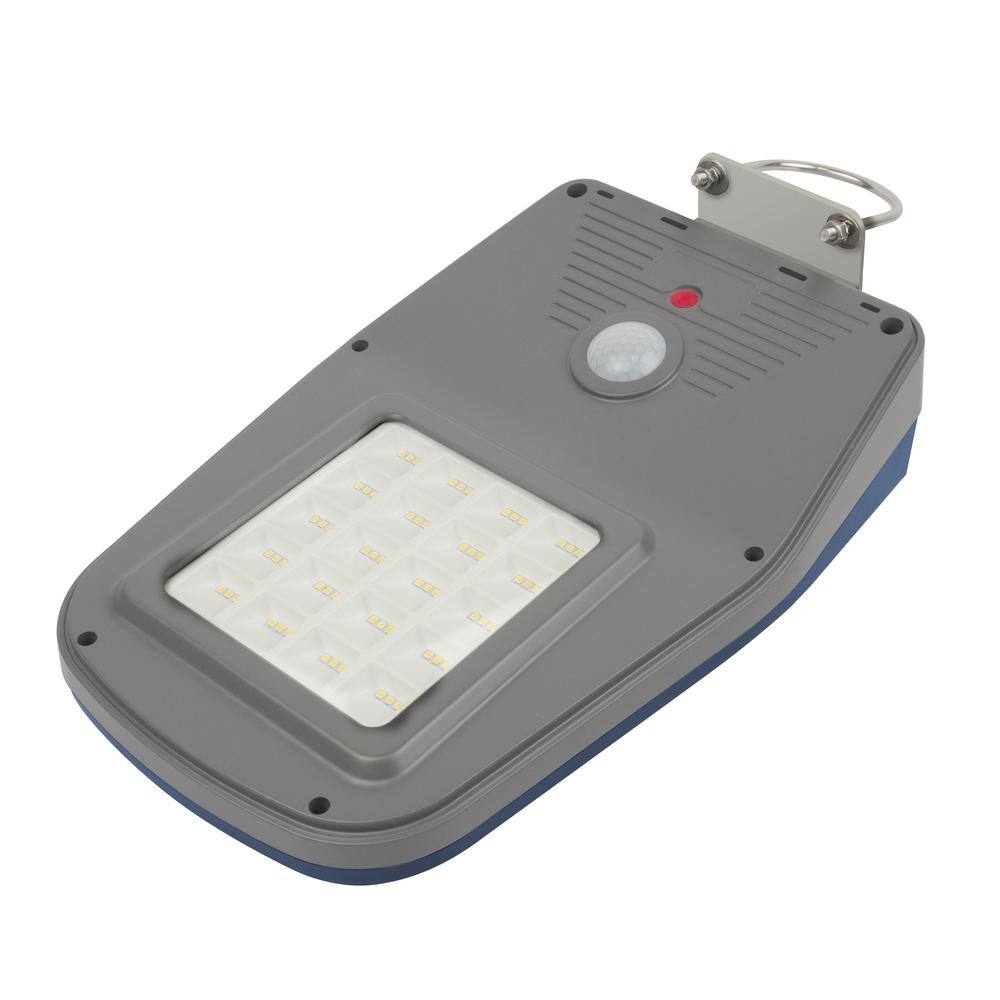 Wagan Tech Solar Power Blue Motion Activated Outdoor Integrated LED Landscape 2000 Lumens Flood Light EL8590