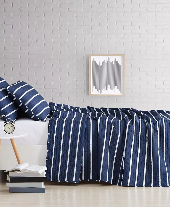 Truly Soft Maddow Stripe Full Queen Quilt Set