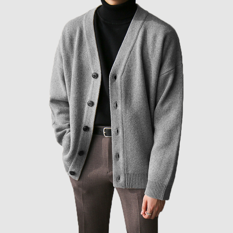 Men's knit sweater and cardigan coat