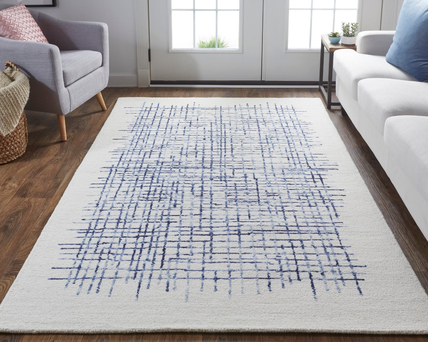 Carrick Hand-Tufted Crosshatch Ivory/Navy Blue Rug