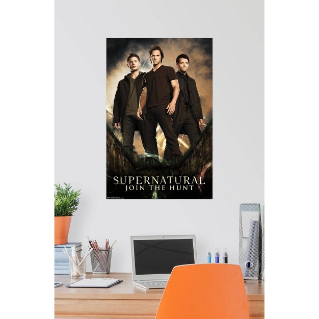 X 22 quot Supernatural Group Premium Poster Trends International