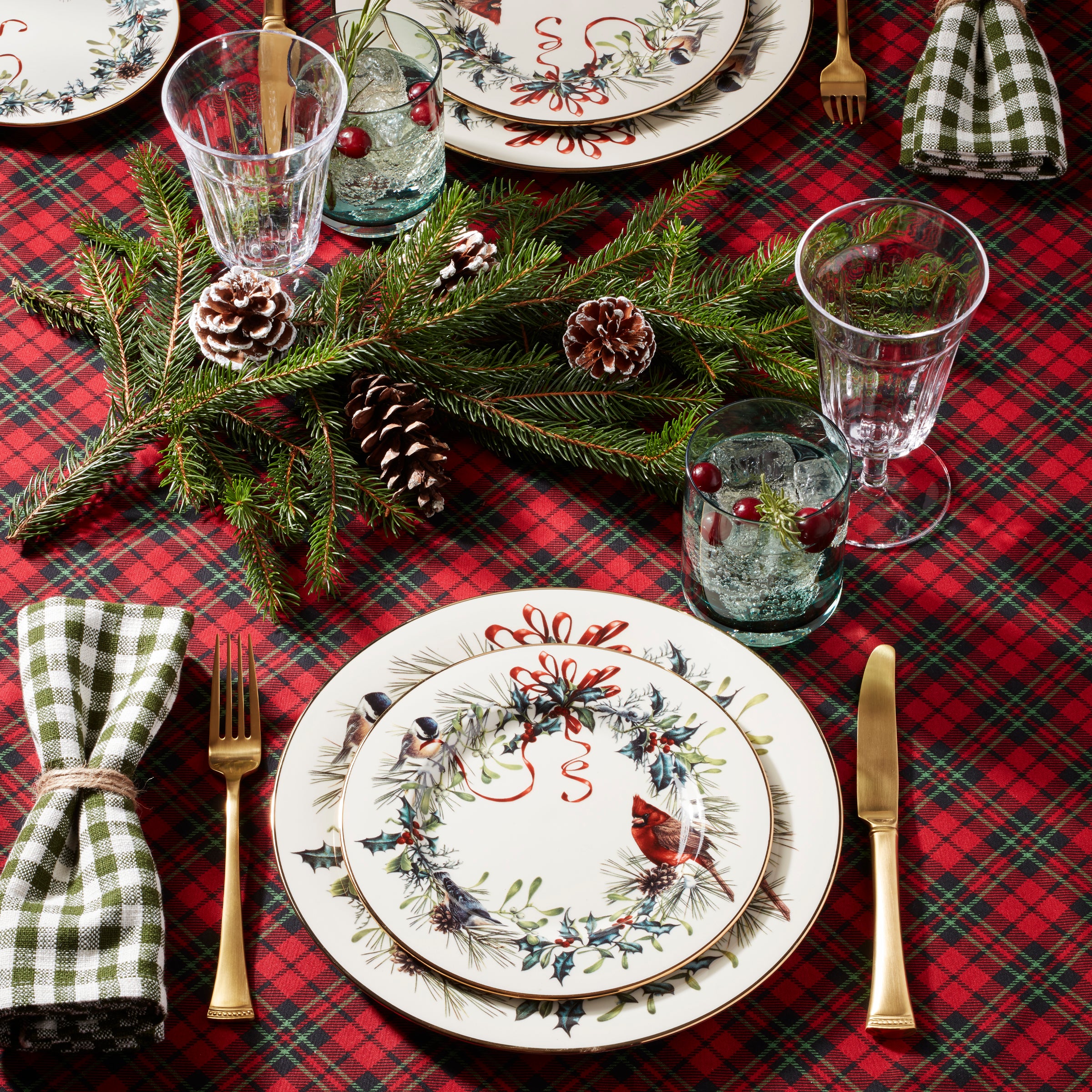 Winter Greetings Dinner Plate