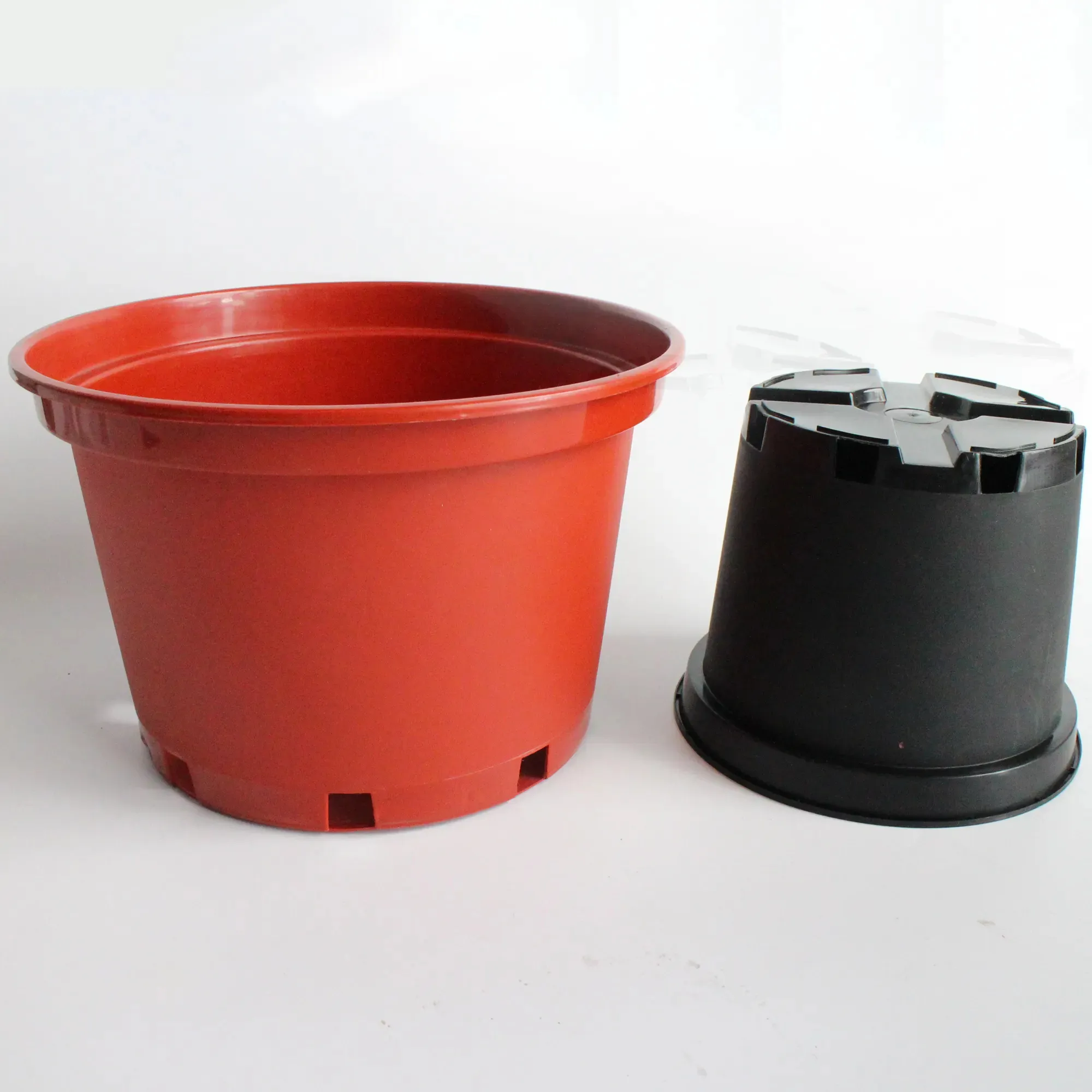 XINYE Wholesale Factory Supply Plastic Round Planter Plant Pots Gallon Garden Pots