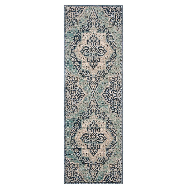 Safavieh Wyatt Traditional Medallion Rug