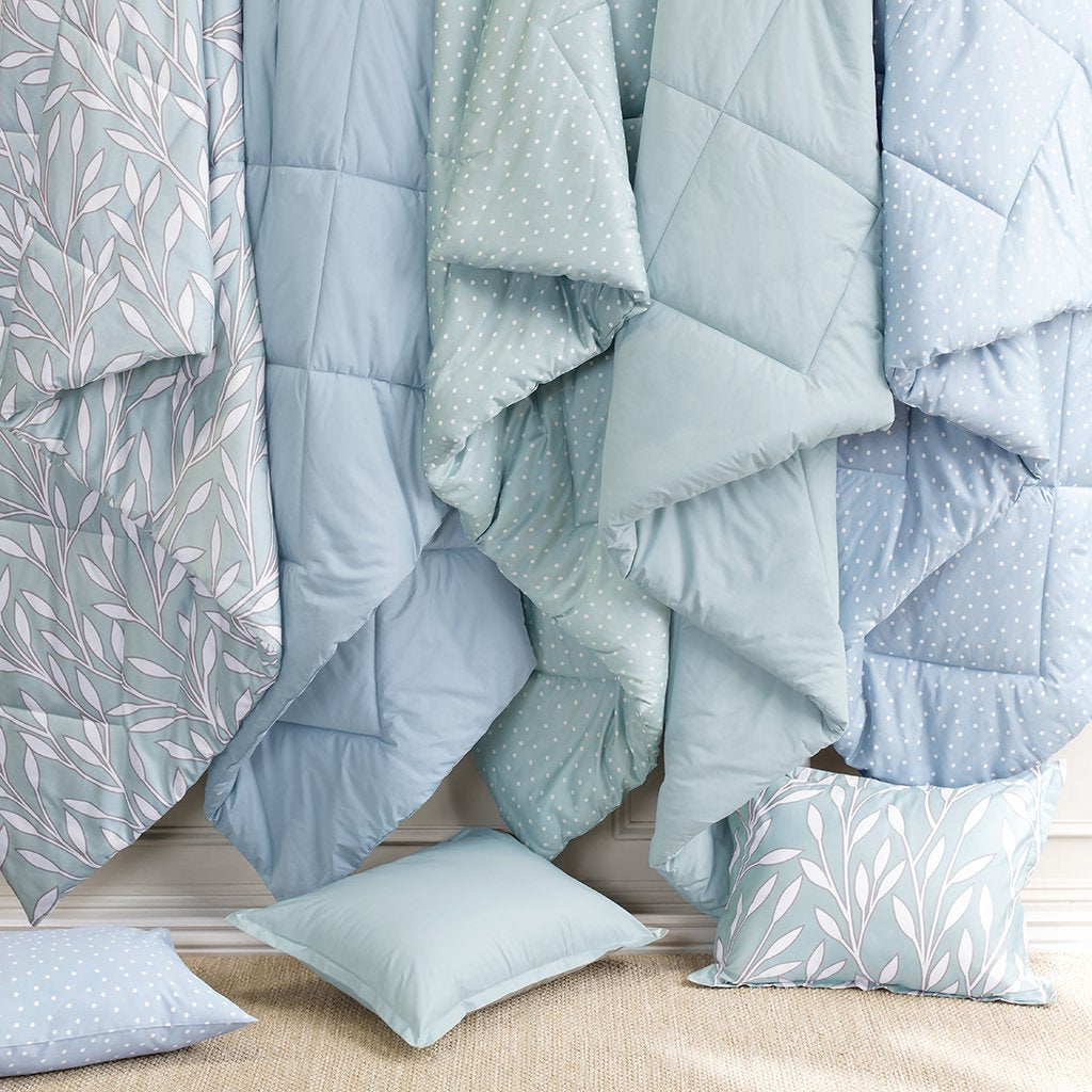 Laurel Comforter