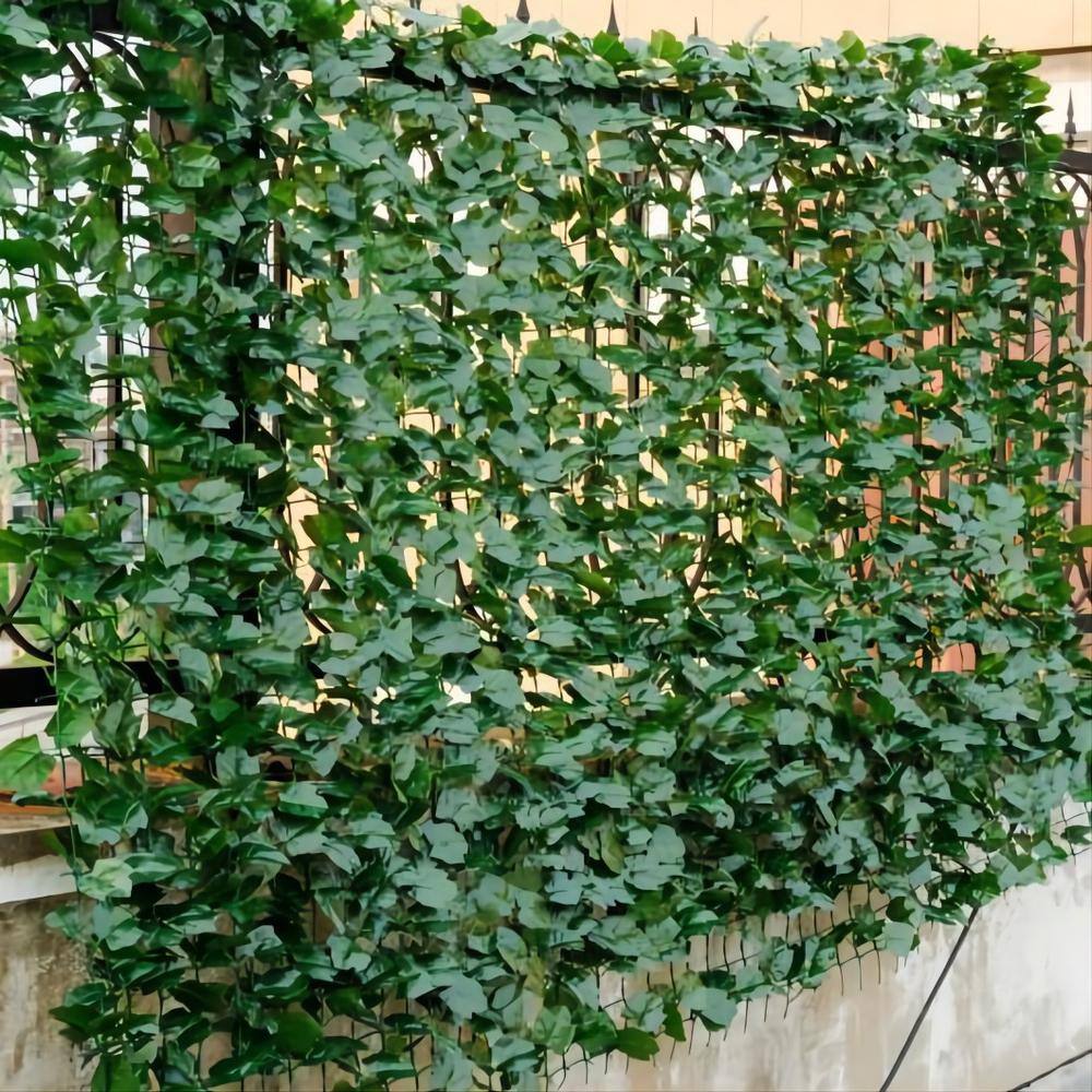 WELLFOR 118 in. W x 59 in. D Plastic Faux Ivy Leaf Decorative Privacy Fence GT-HGY-3048