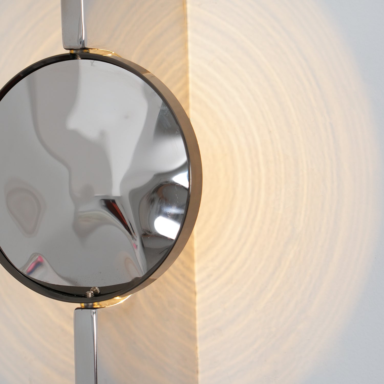 Creative Light And Shadow Wall Lamp