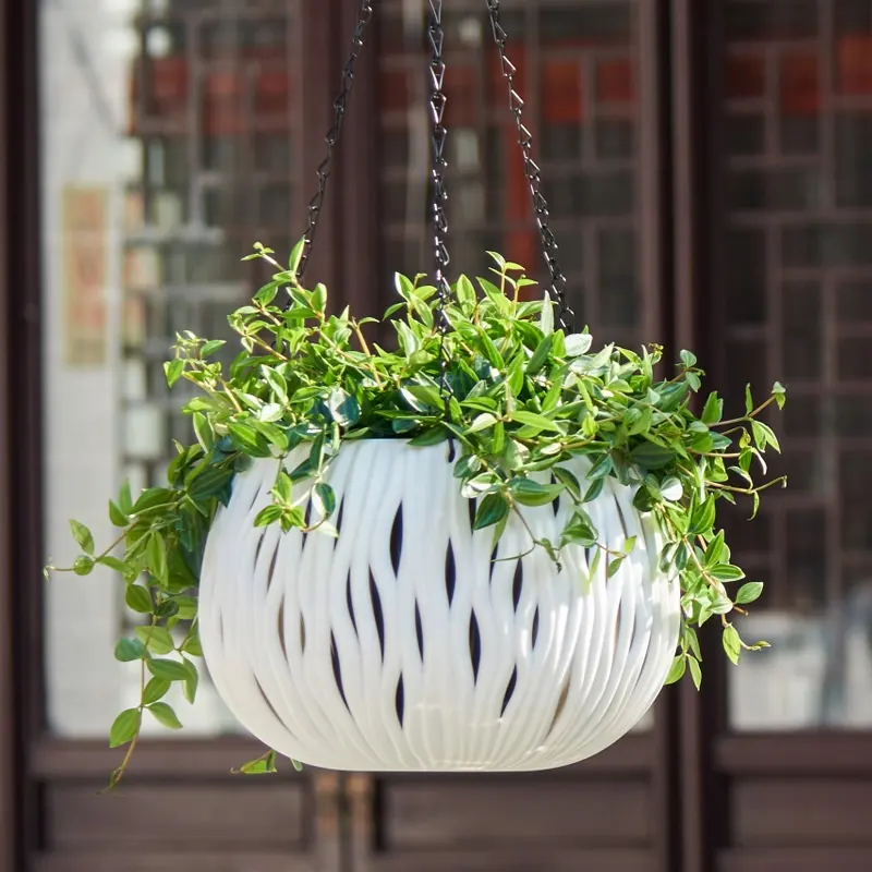 China factory garden supplies plastic hollow carved hanging flower pot chain hanging plant pots