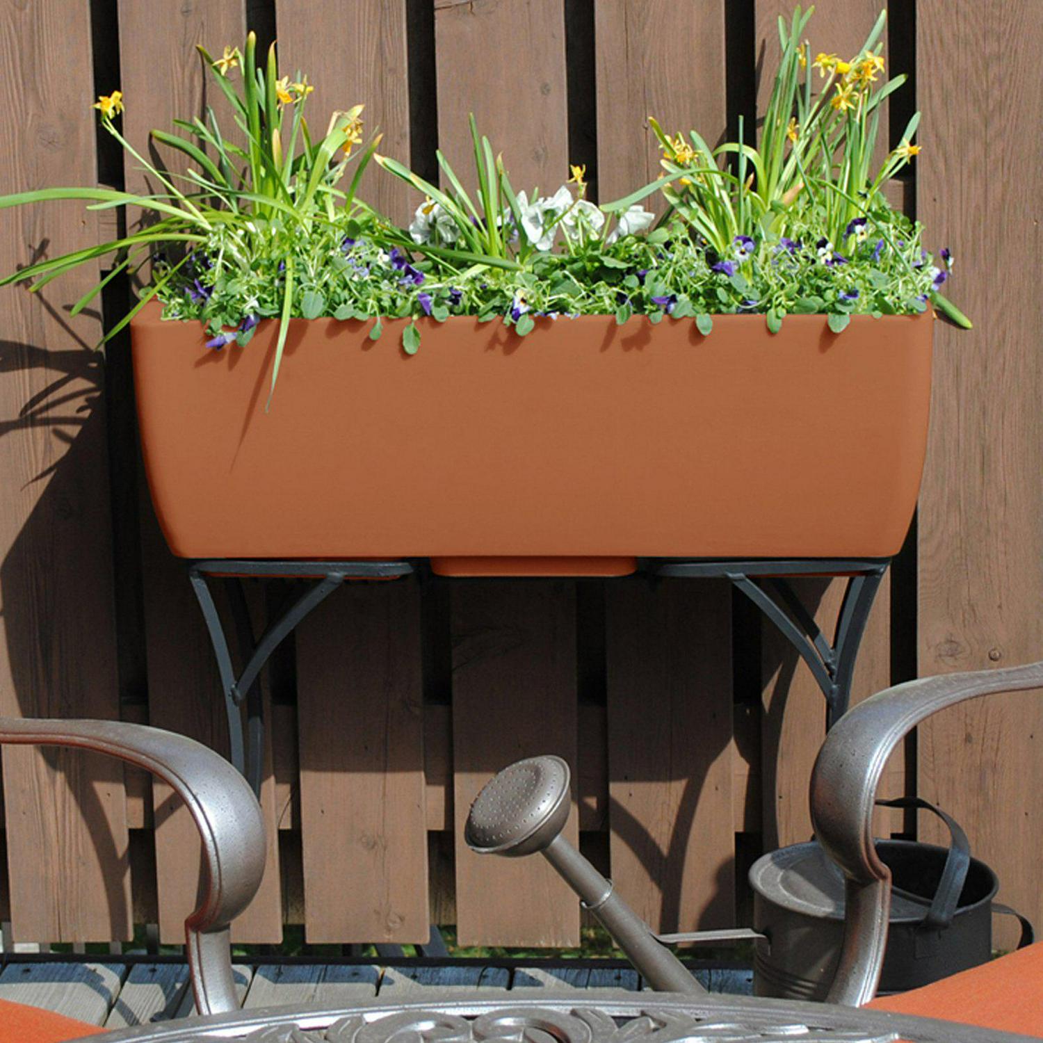 RTS Companies 5603-000100-7981 Urban Planter 36 in.x15 in.  Graphite