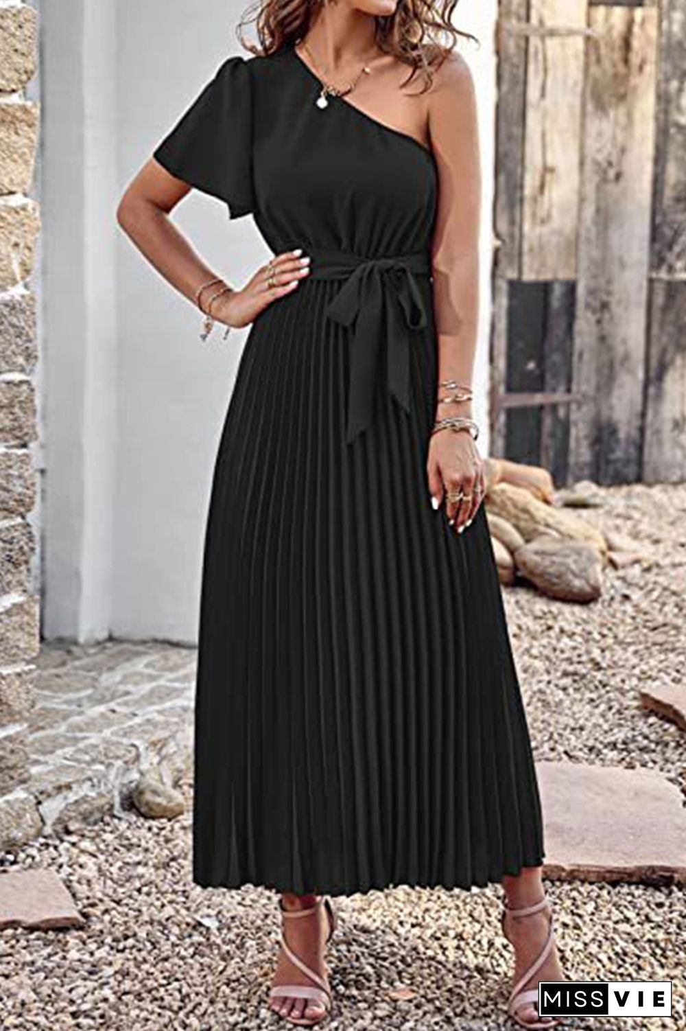 One SHoulder Short Sleeve Smock Maxi Dress