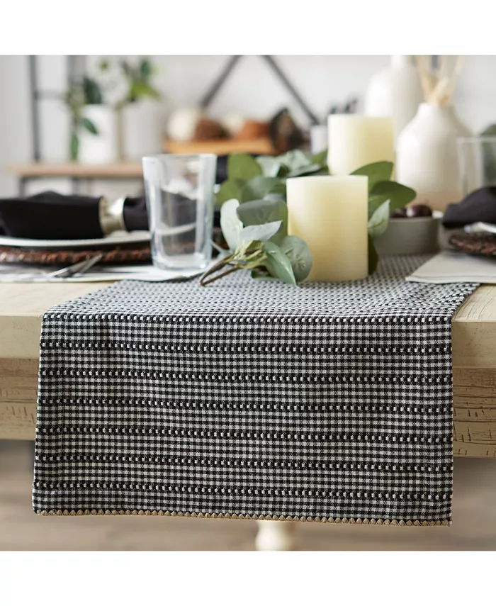 Design Imports Farmhouse Gingham Table Runner