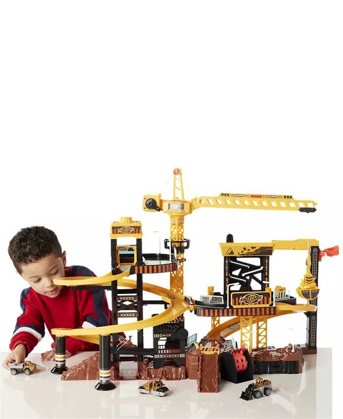 Fast Lane Lights and Sounds Construction Playset  Created for You by Toys R Us