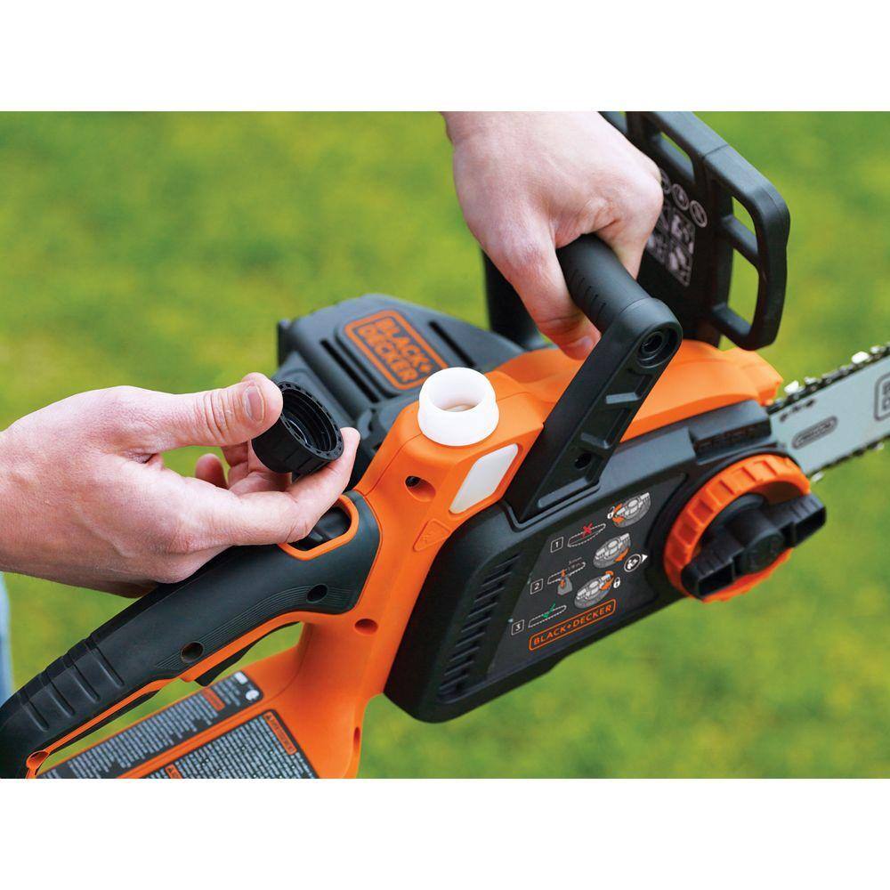 BLACK+DECKER 20V MAX 10 in. Battery Powered Chainsaw Kit with (1) 2Ah Battery  Charger LCS1020