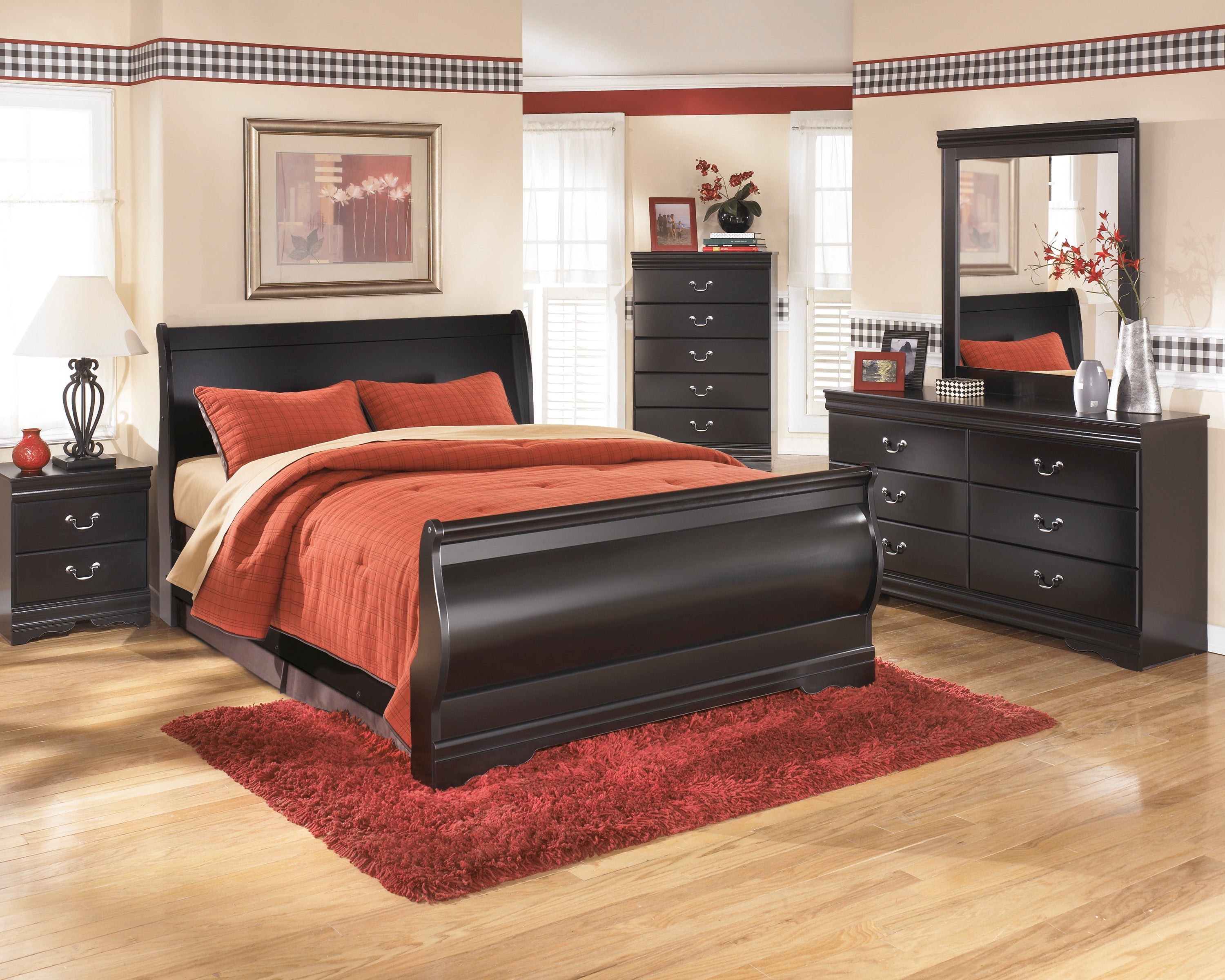 Huey Vineyard Queen Sleigh Bed