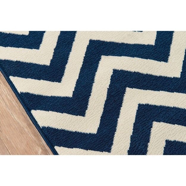 Baja Addax Accent Rug Navy Momeni