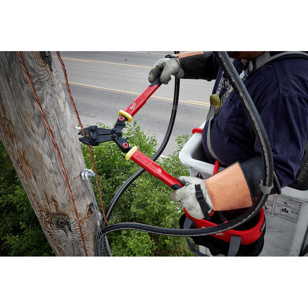 Milwaukee 24 in. Fiberglass Bolt Cutters with PIVOTMOVE Rotating Handles 48-22-4224 from Milwaukee