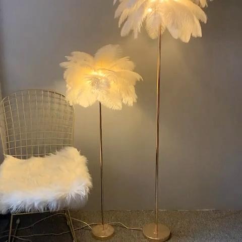 Floor Light Standing Reading Lamp Modern Ostrich Feather Gold Floor Lamp Metal Bronze Nordic Standing Lamp Villa Hotel Decor Lighting Bedroom Bedside Floor Lamp Christmas gift