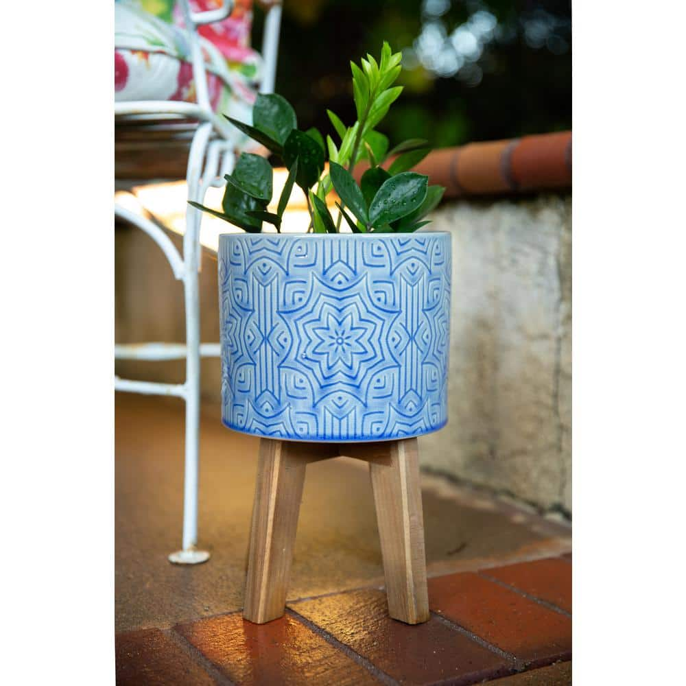 Vigoro 6.6 in. Constance Small Star Textured Blue Ceramic Planter (6.6 in. D x 9 in. H) with Wood Stand CT1385M-GSBL