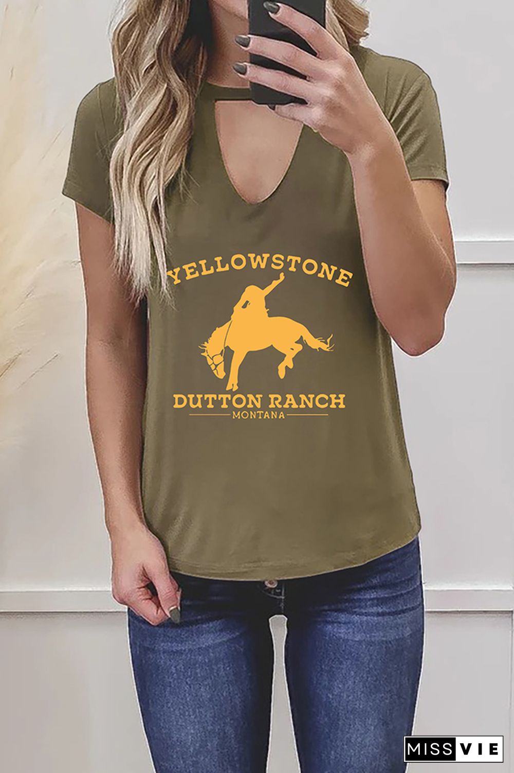 Yellowstone Graphic Tees for Women Wholesale Short Sleeve T shirts Top