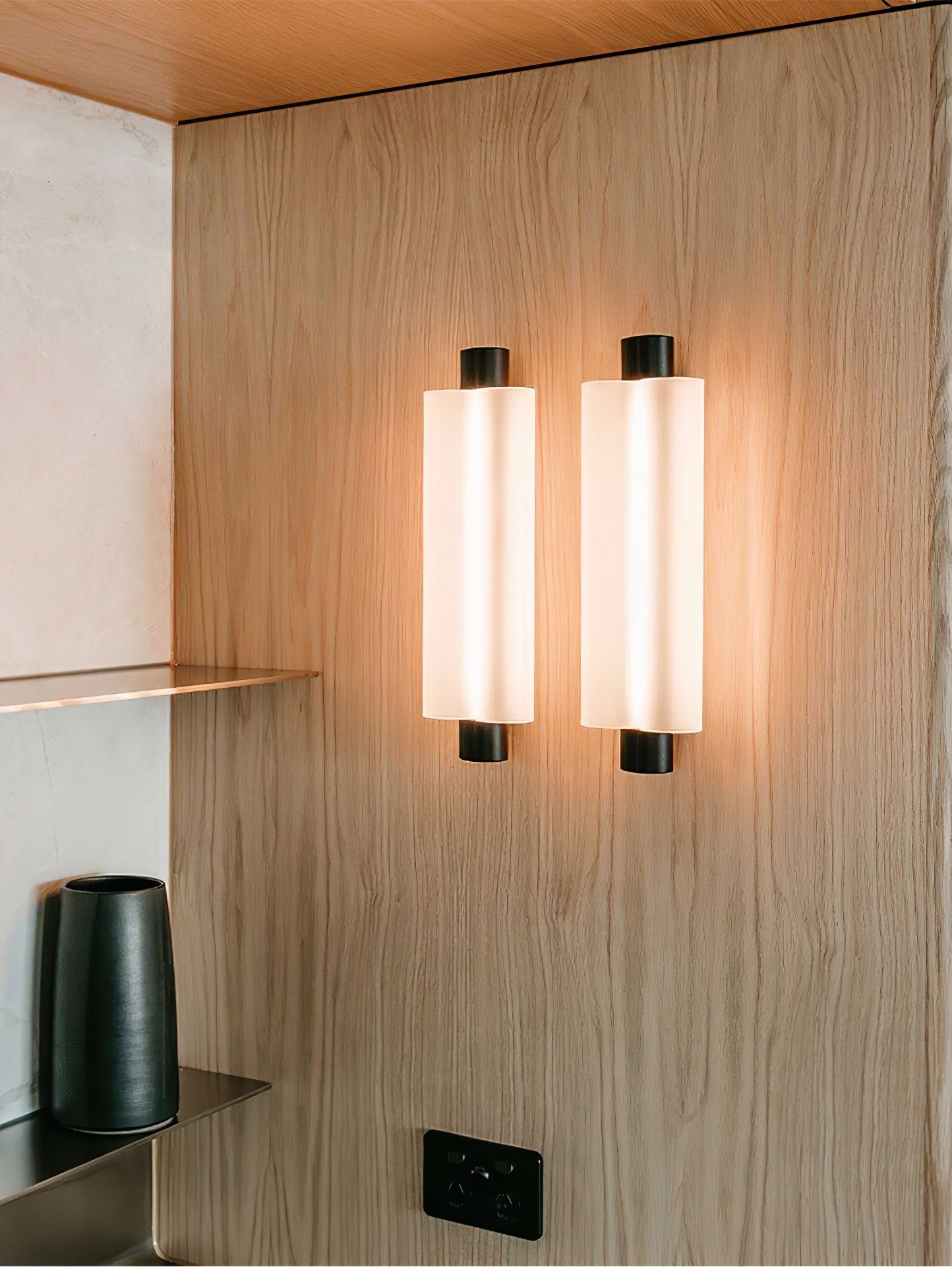 Trillium Wall Sconce