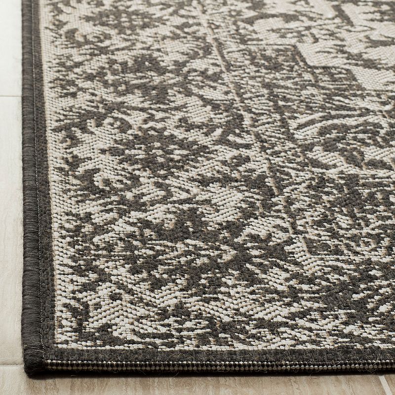 Safavieh Linden Blackburn Rug