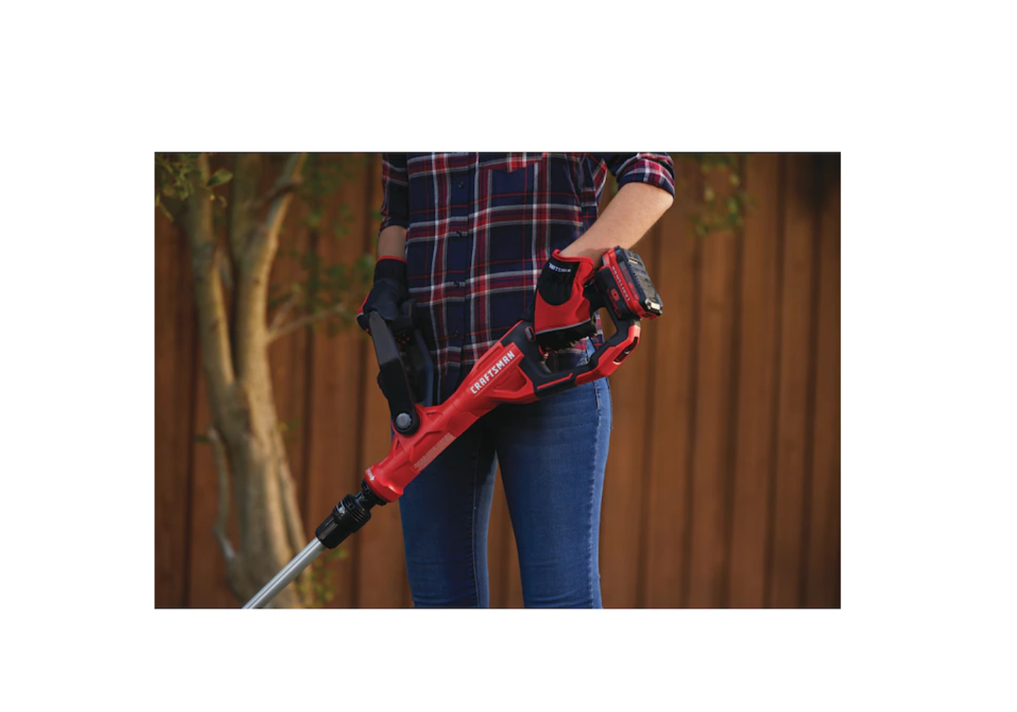 CRAFTSMAN CMCST900D1 WEEDWACKER V20 20-volt Max 13-in Straight Cordless String Trimmer Edger Capable (Battery Included)