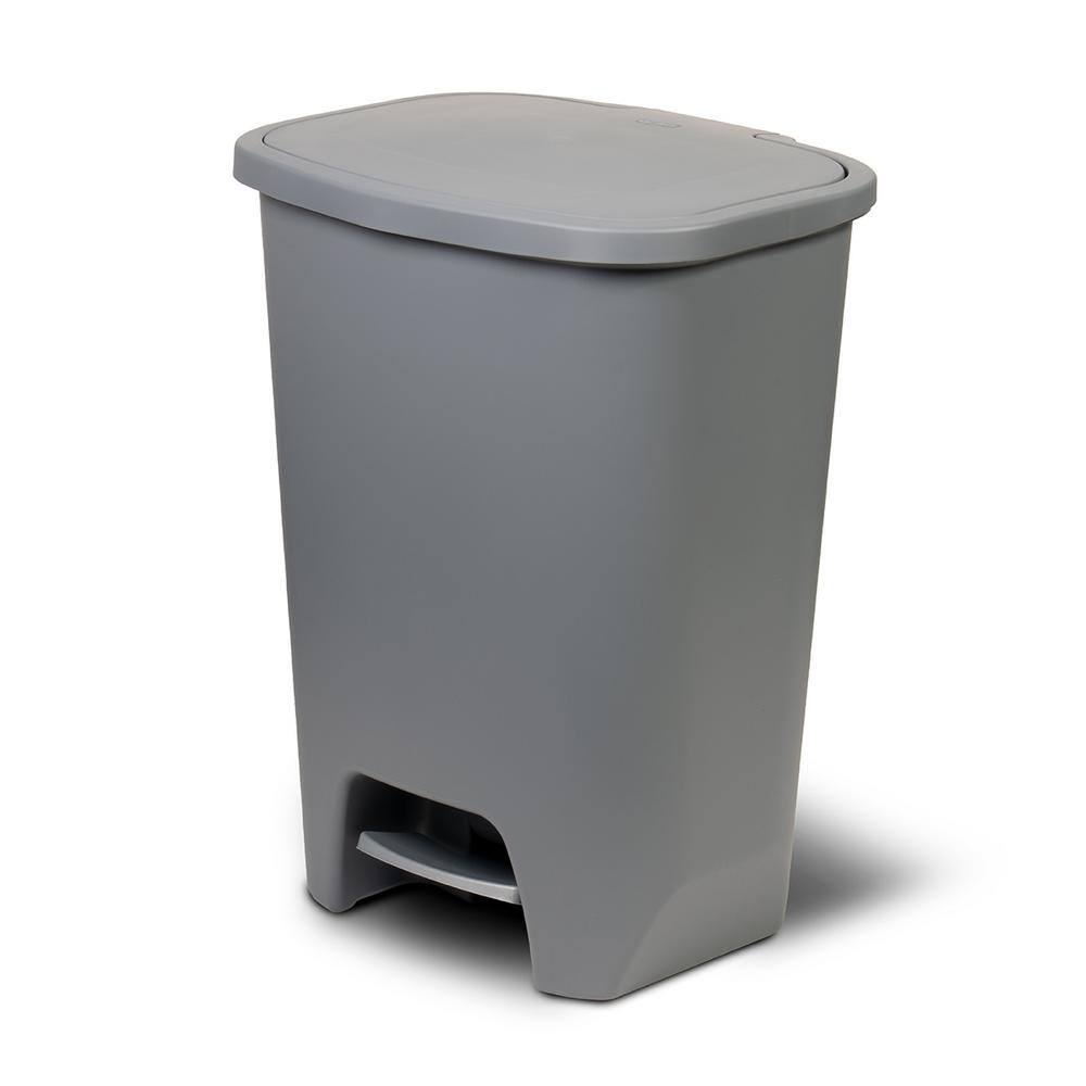 Glad 20 Gal. Gray Step-On Plastic Trash Can with Clorox Odor Protection of The Lid GLD-74231-1